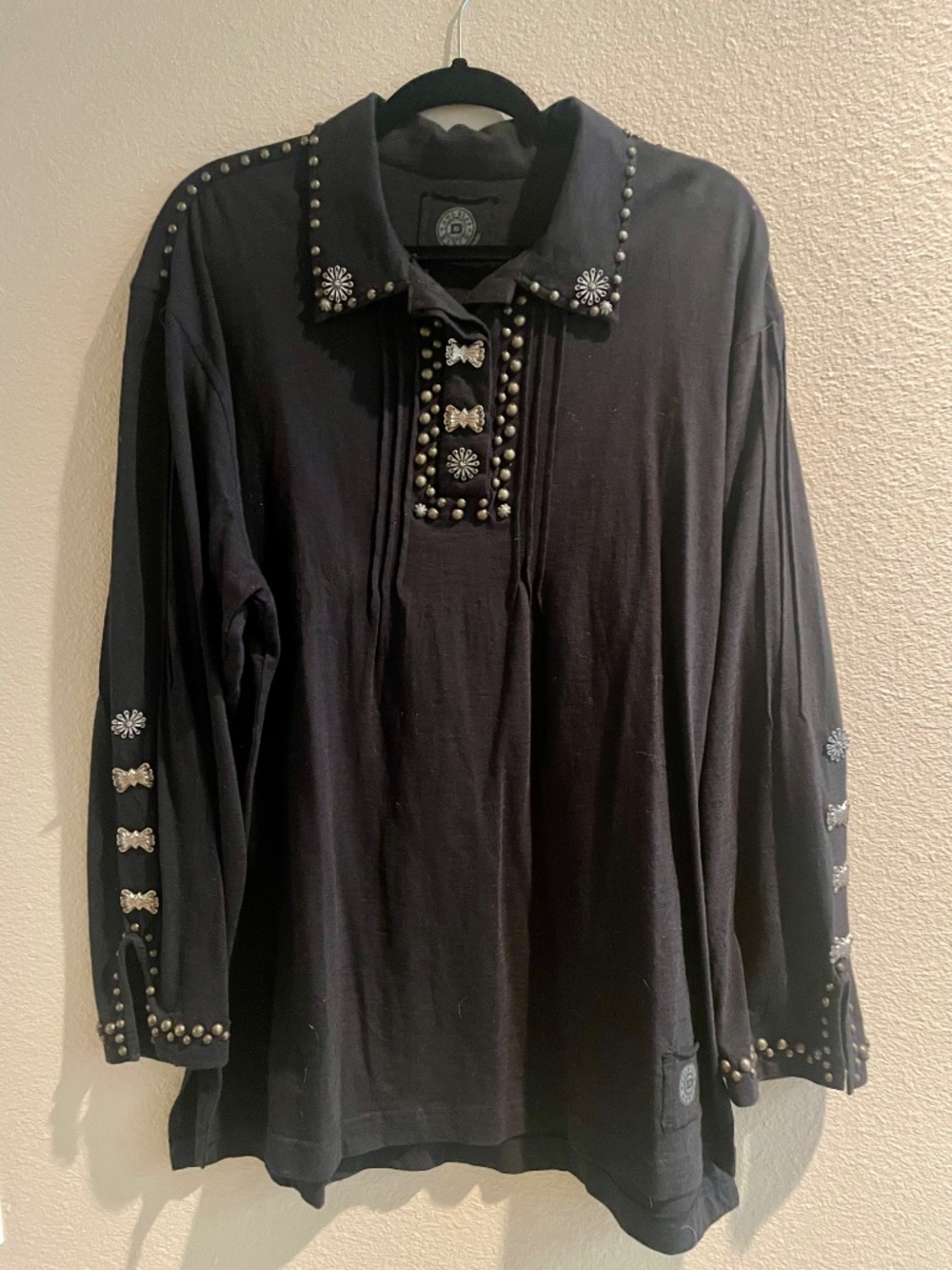 Black Concho Top by Double D Ranch, Size XL, NWT
